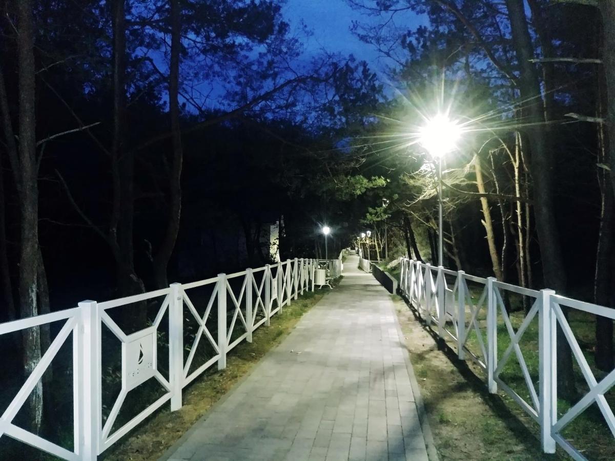 Apartament Wyspa, 2 Pokoje, Parking Gratis 미에드지보드지 외부 사진